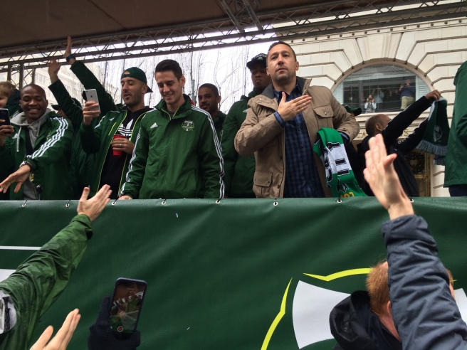 Head coach Caleb Porter expresses love for the Portland fans. Timbers players and fans are all getting photos of this occasion!